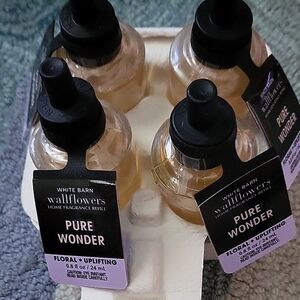White Barn Pure Wonder Wallflowers Home Fragrance Refills - Black & Pale Amber